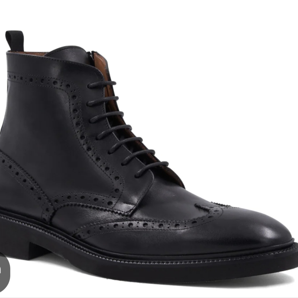 Bruno Magli Vincenzo Wingtip Black Men Boot... Size 8.5